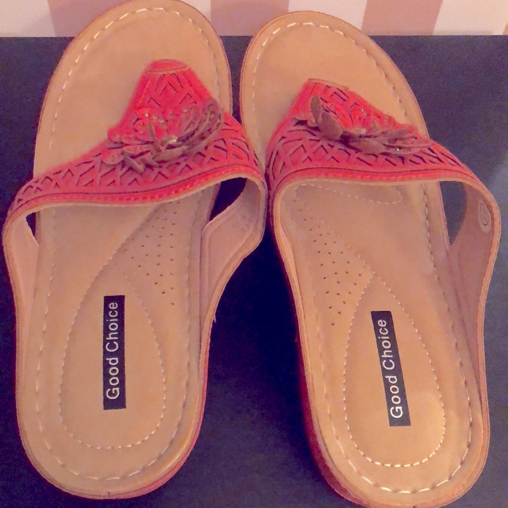 Good Chic Red Tan Floral Sandals - Picture 4 of 5